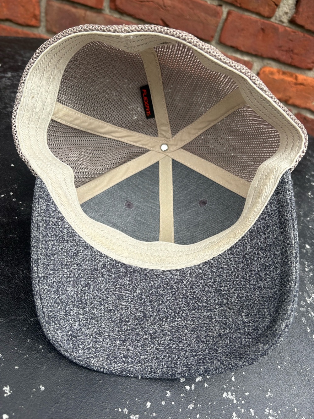 PHG Men's Gray FlexFit Flag with Fish Hat - Picture 5 of 5